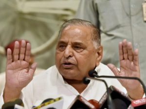 t530_160197_mulayam_singh_yadav4