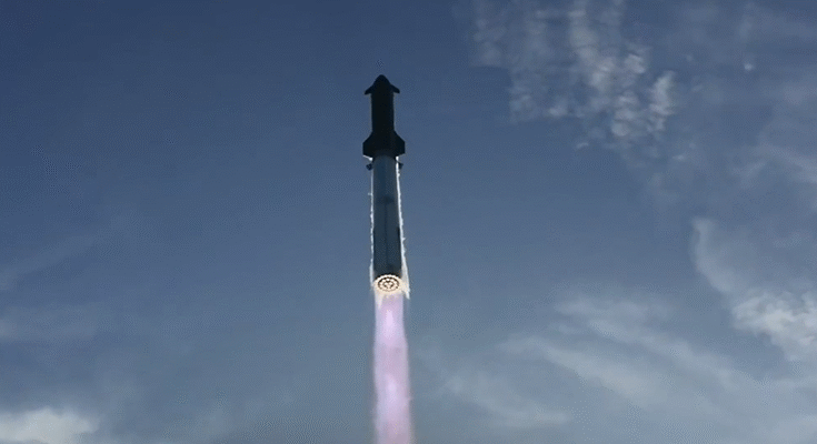 SpaceX’s 10th Starship Test Marks Breakthrough in Reusable Rocket Dream