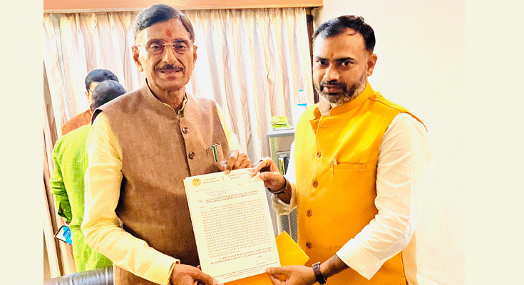 Kumar Amit Urges Defence Minister to Set Up Equipment Production Unit in Bokaro