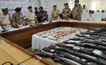 Nine JJMP Naxalites Surrender in Latehar, Jharkhand