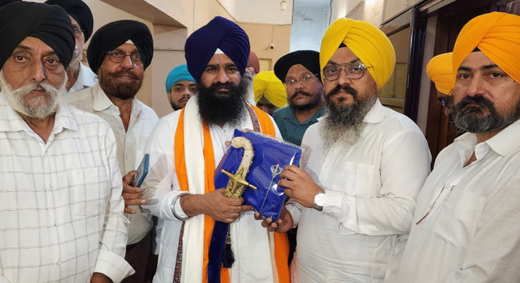 Jathedar Garhgaj Visits Jamshedpur, Calls for Revival of Sikh Discipline