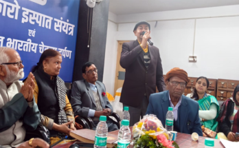 जाति धर्म के नाम पर नहि बाँटू इंसान के...