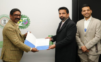 Hemant Soren Receives White Badge at Davos, Pushes Foreign Investment in Jharkhand