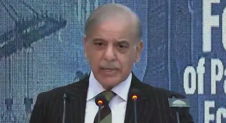 “We Felt Ashamed”: Shehbaz Sharif’s Explosive Confession on Pakistan’s Loan Begging Spree