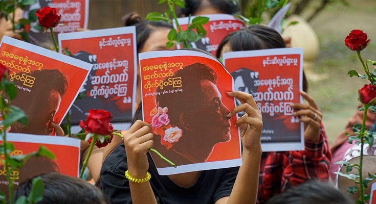 Myanmar: Suu Kyi समेत सभी राजनीतिक बंदियों की रिहाई की मांग तेज