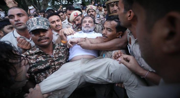 Rahul Gandhi Detained During March to PM's Residence as CJP Protest Row Escalates