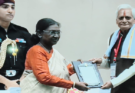 ध्रुपद (Dhrupad) गायन के पुरोधा पंडित कृष्ण मोहन पाठक को मिला Sangeet Natak Akademi Award 2025, राष्ट्रपति ने किया सम्मानित