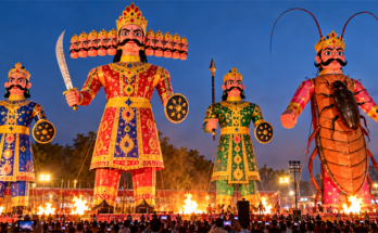 Delhi Ramlila to Burn 30-Foot Cockroach Effigy Alongside Ravana