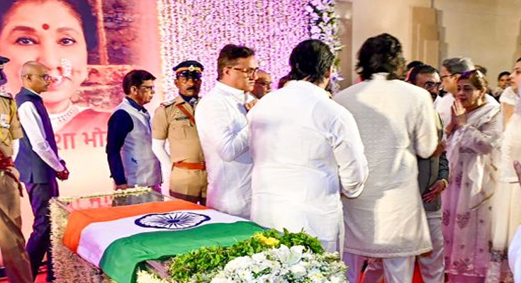 Nation Bids Emotional Farewell: Asha Bhosle Cremated with Full State Honours in Mumbai