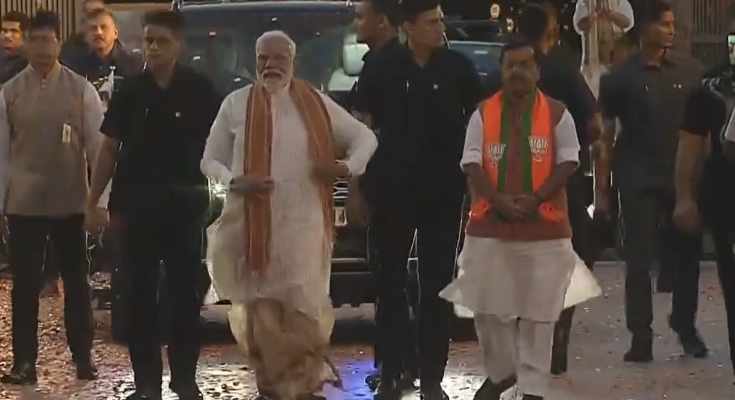 Dhoti-Kurta Optics: PM Modi Leads Celebrations as BJP Scripts Historic Bengal Victory